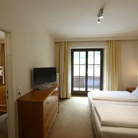 Hotel Scesaplana 4*